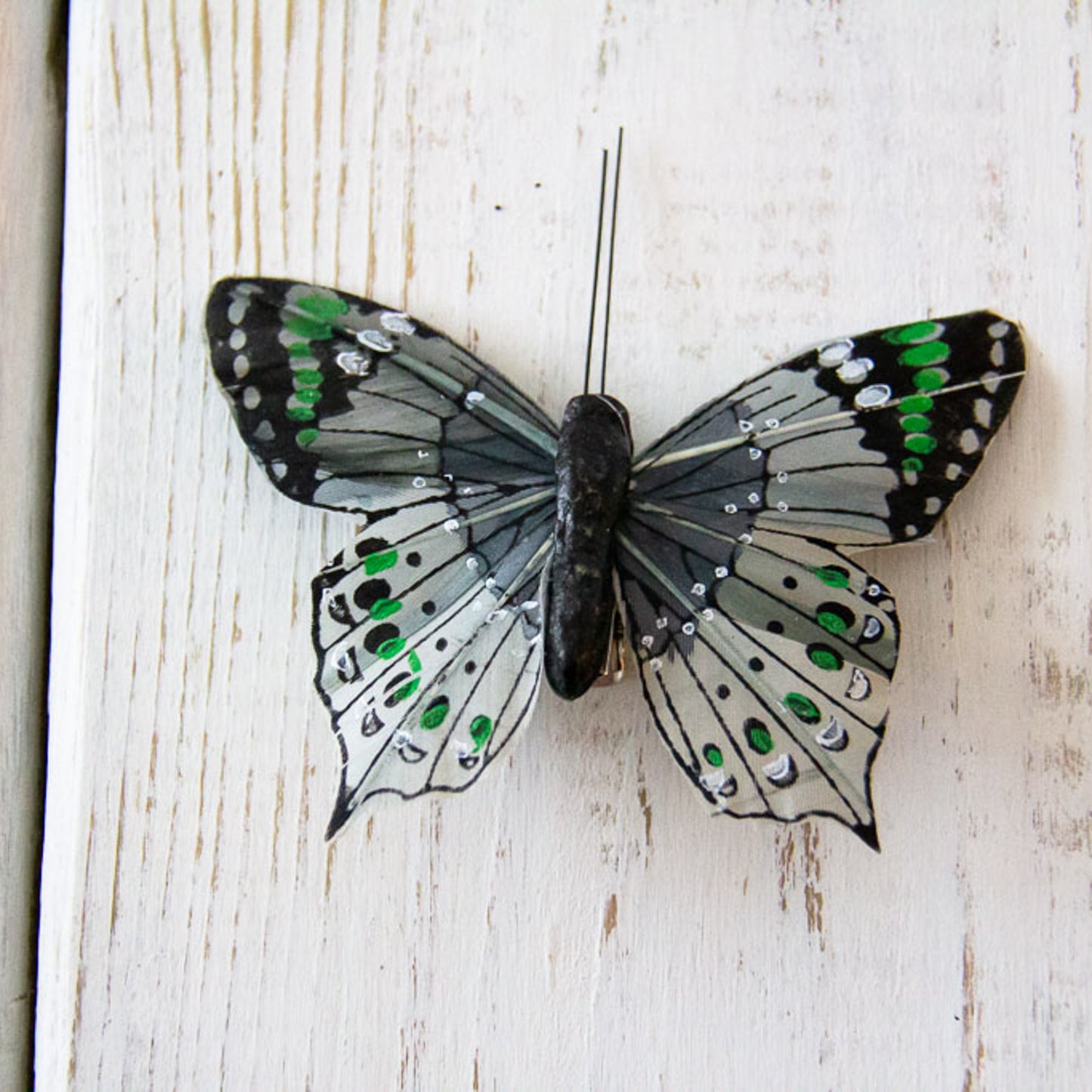 Butterfly - Large Embellishment Clips