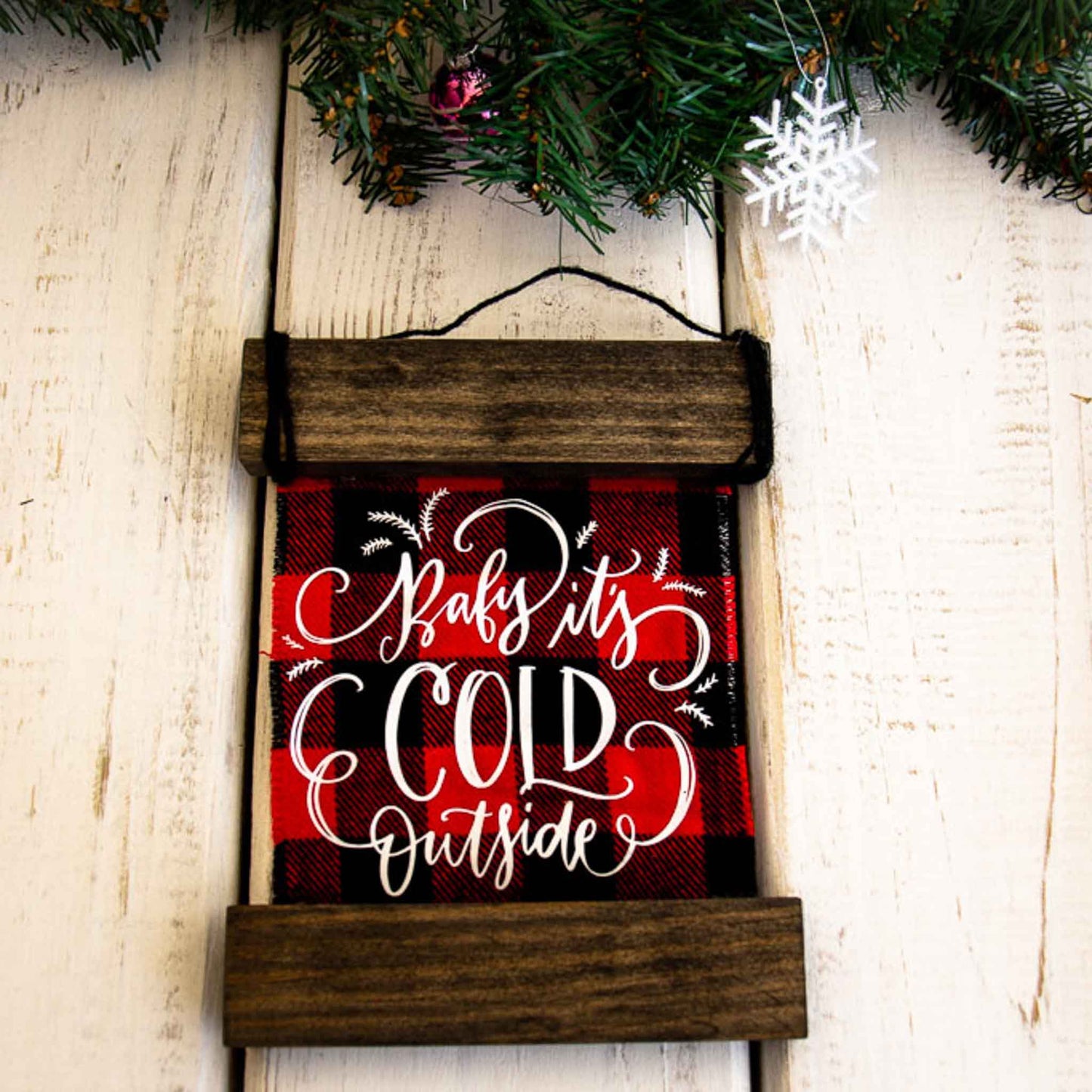 Farmhouse Scroll Wall Hanging