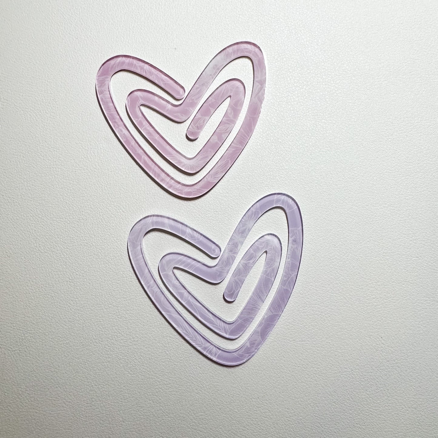 Love Blossoms Lily - Acrylic Jumbo Heart Paper Clips
