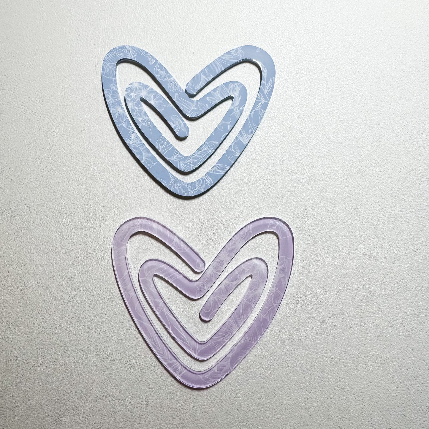 Love Blossoms Lily - Acrylic Jumbo Heart Paper Clips